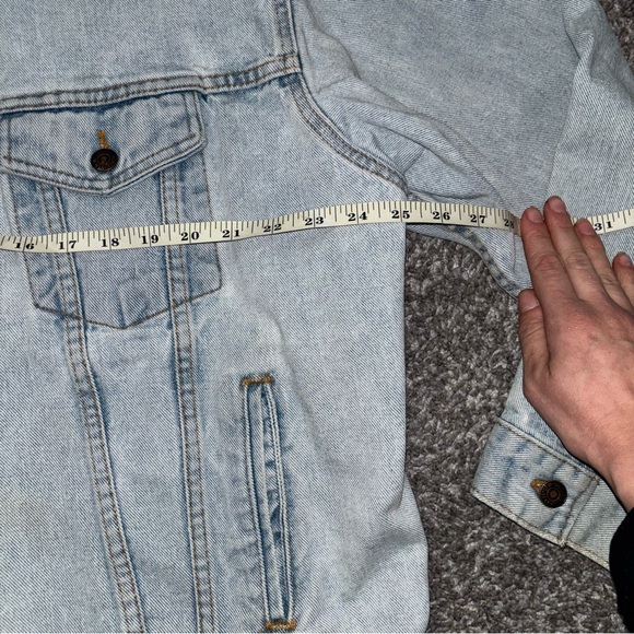 Vintage Levi’s Light stone wash Blue Denim Jacket XL - Picture 3 of 5